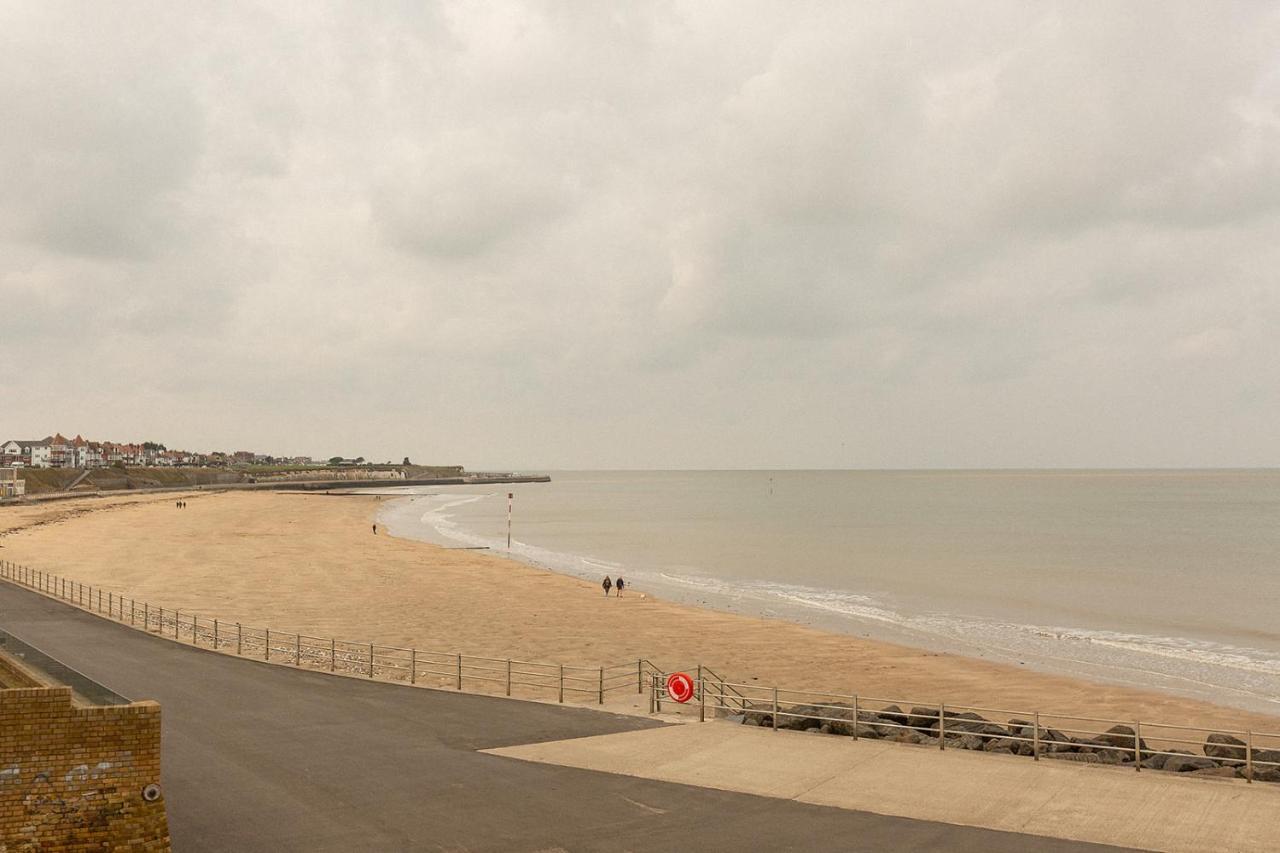 Funky Flat In Margate'S Westbrook Bay Lejlighed Eksteriør billede